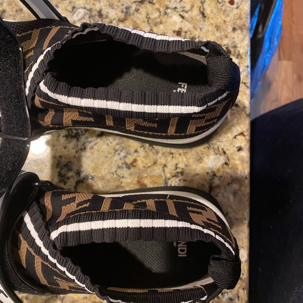 Fendi Rockoko knit sneakers - Picture 5 of 10